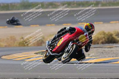 media/Oct-08-2022-SoCal Trackdays (Sat) [[1fc3beec89]]/Turn 14 (1050am)/